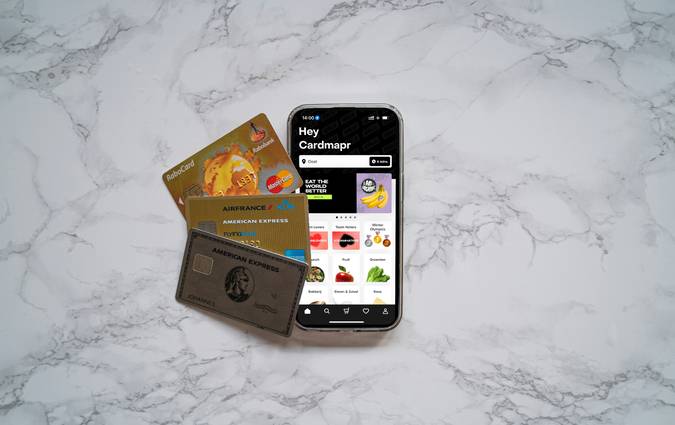 Canadian family using a cashback app to scan a grocery receipt and track earnings