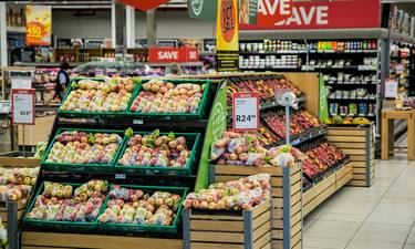 Comparison chart of top Canadian grocery loyalty programs