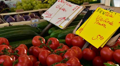 Canadian shopper using flyers and price matching for grocery savings