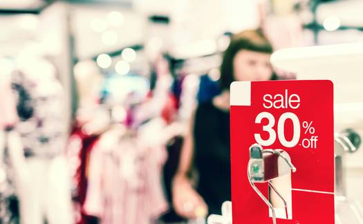 Canadian shoppers redeeming digital and printable coupons in retail stores